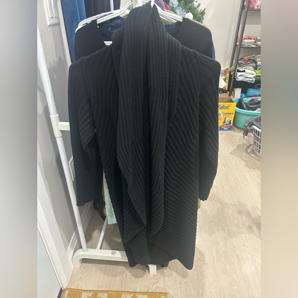 Lili Bleu Black Ribbed Knit Cardigan size small